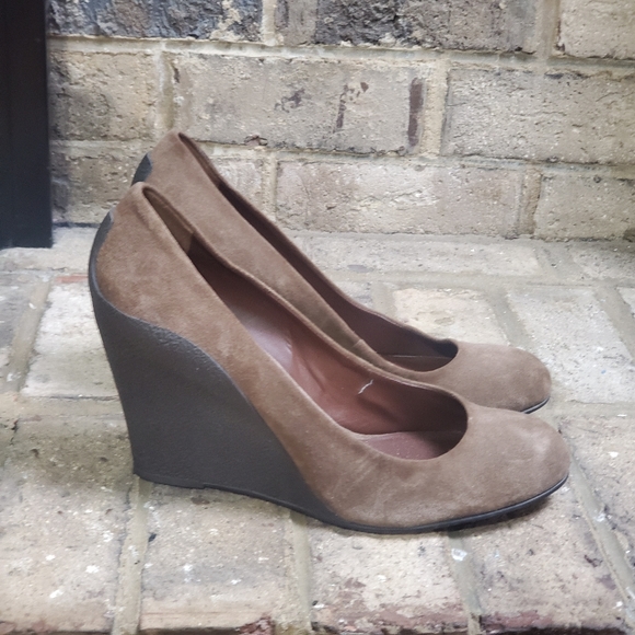 Michael Kors Wedge Shoes - Picture 3 of 5